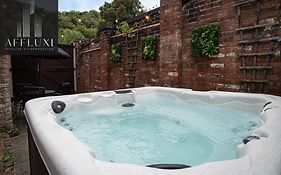 Ironbridge Riverside Hot Tub Retreat